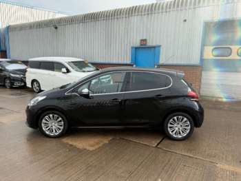 Used Peugeot 208 2017 for sale - 74738278: Photo