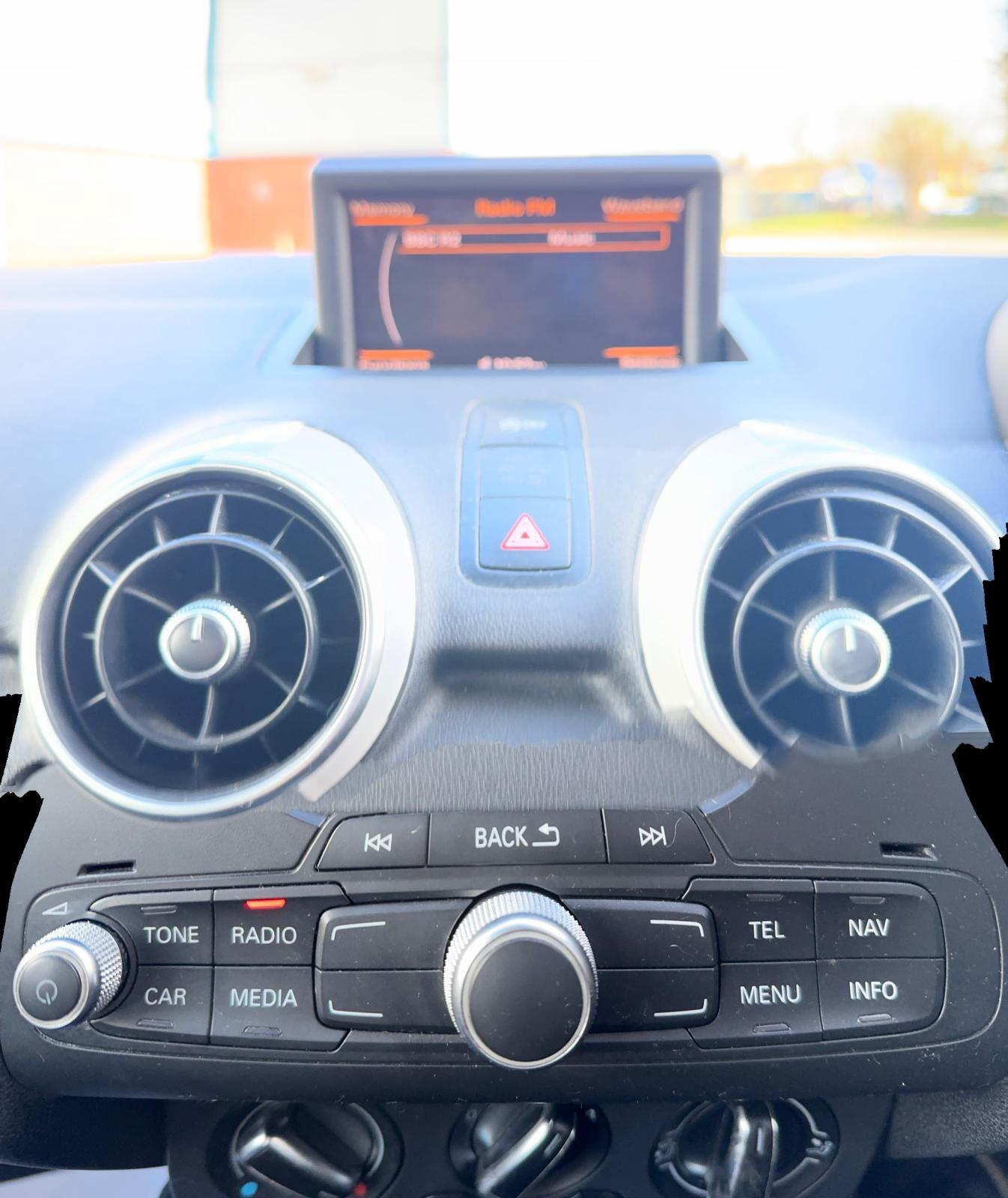 Used Audi A1 2011 for sale - 77637382: Photo 12