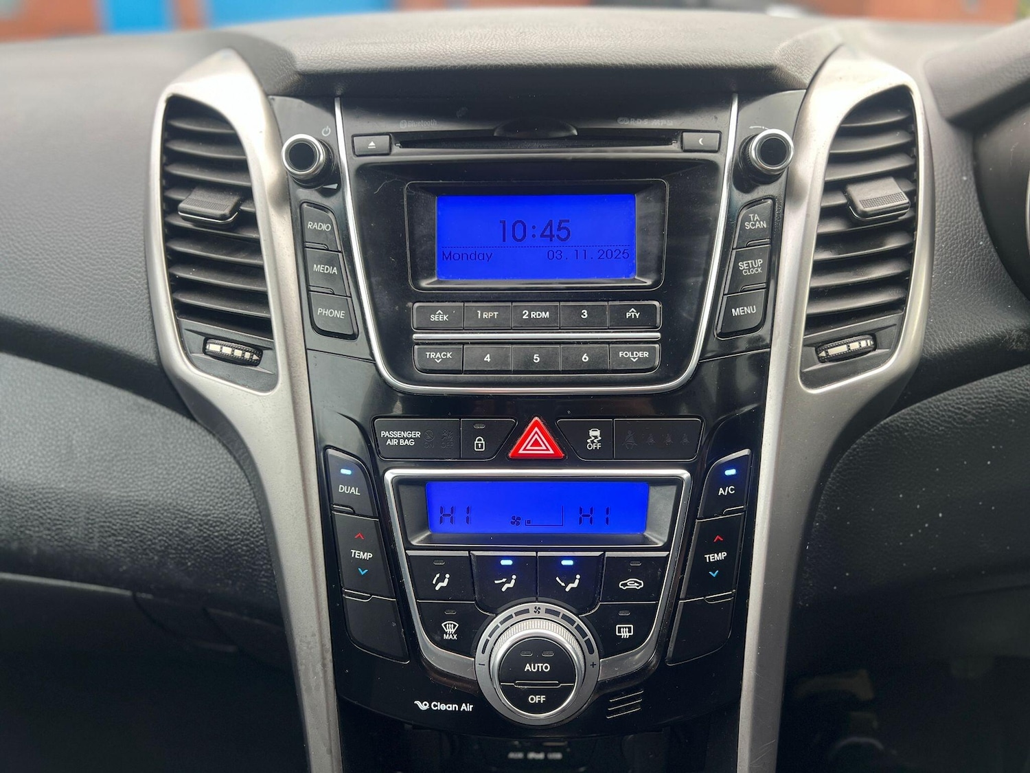 Used Hyundai i30 2014 for sale - 76457155: Photo 15