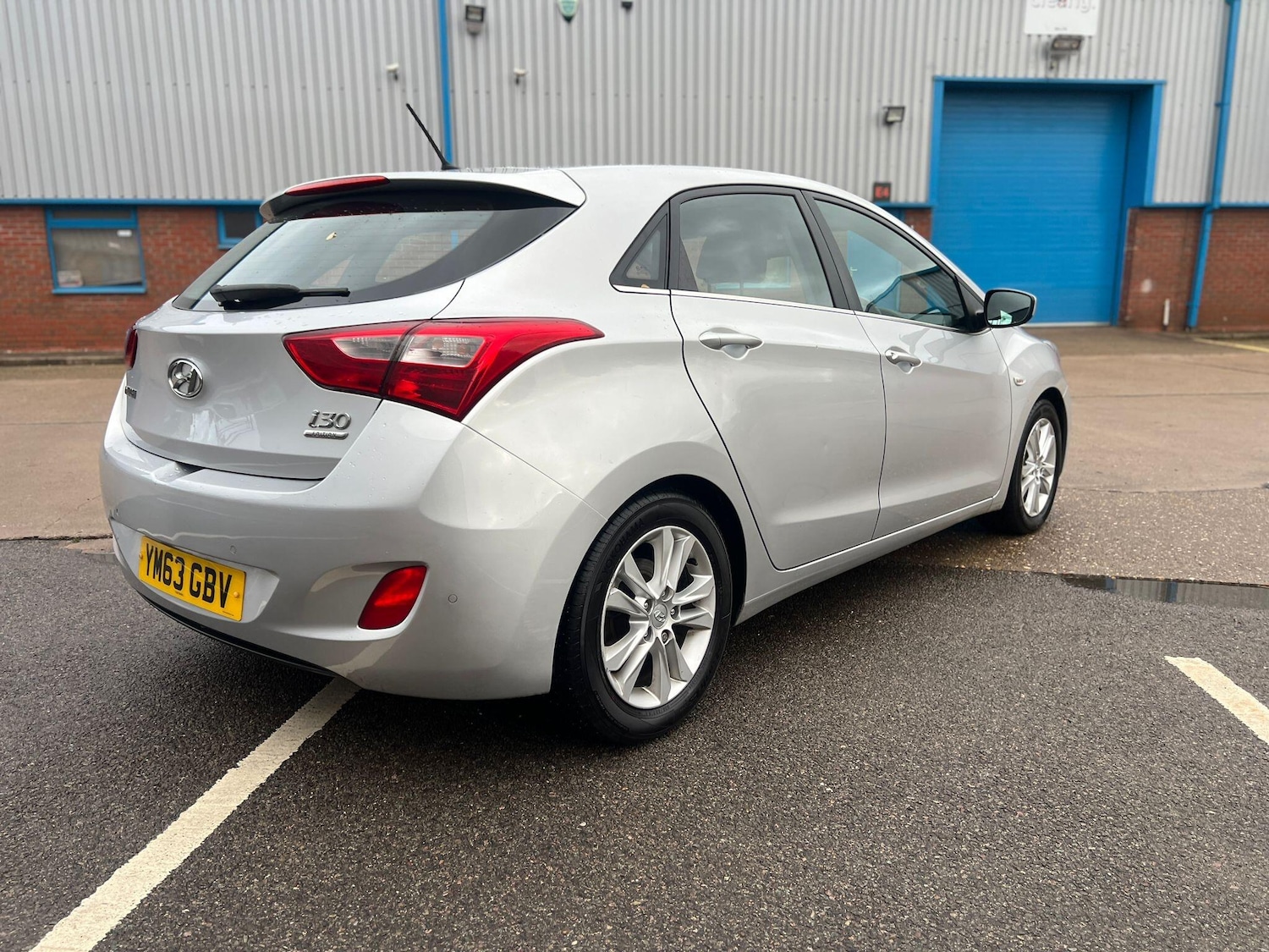 Used Hyundai i30 2014 for sale - 76457155: Photo 8