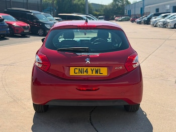 Used Peugeot 208 2014 for sale - 79157897: Photo