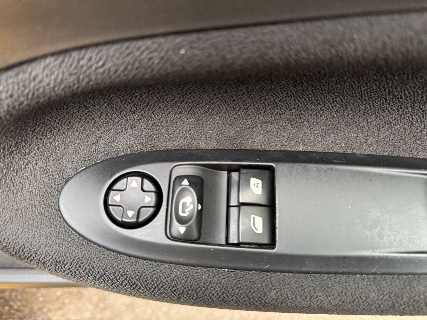 Used Citroen DS3 2015 for sale - 77882172: Photo 17