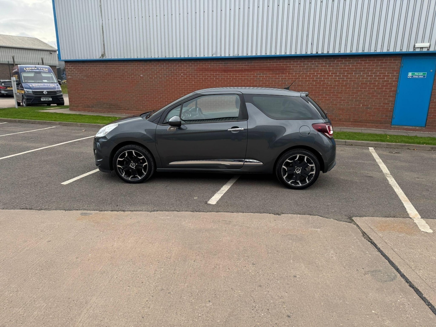 Used Citroen DS3 for sale - 76473456: Photo 3