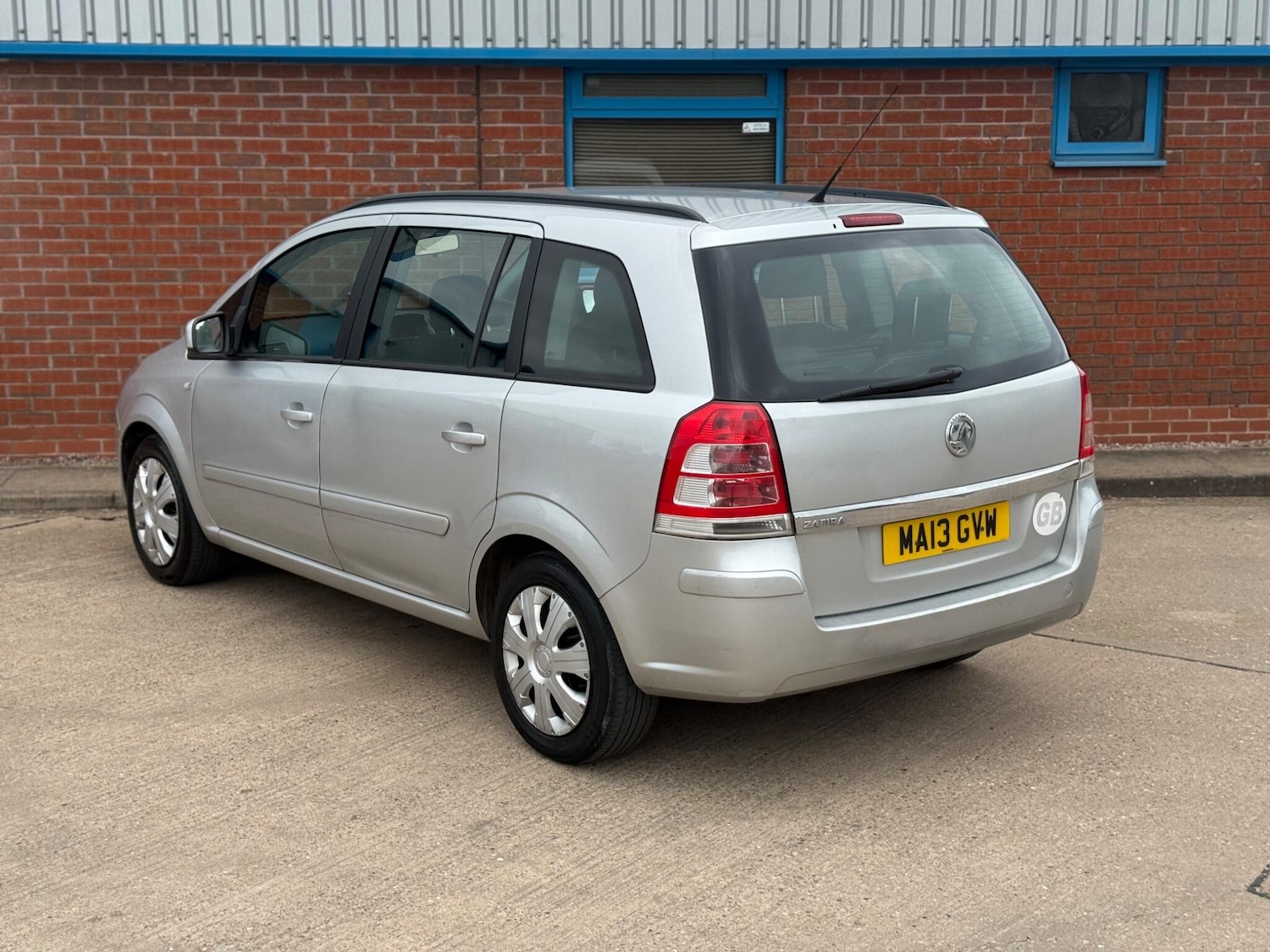 Used Vauxhall Zafira for sale - 78136083: Photo 10