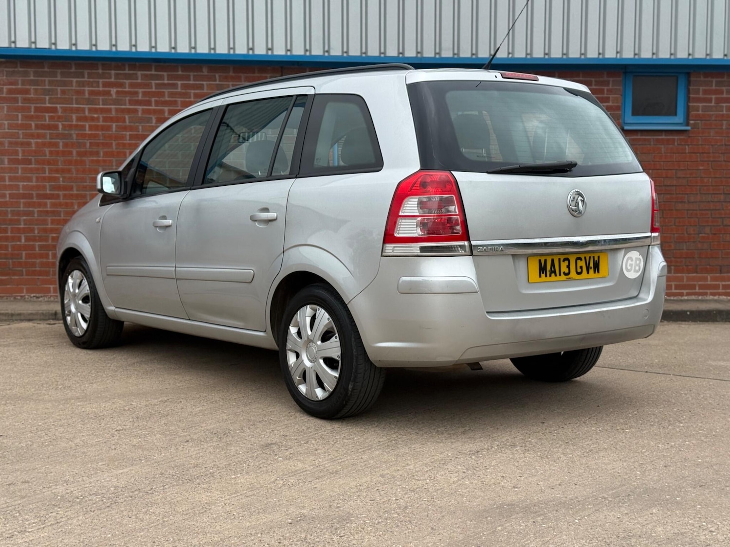 Used Vauxhall Zafira for sale - 78136083: Photo 4