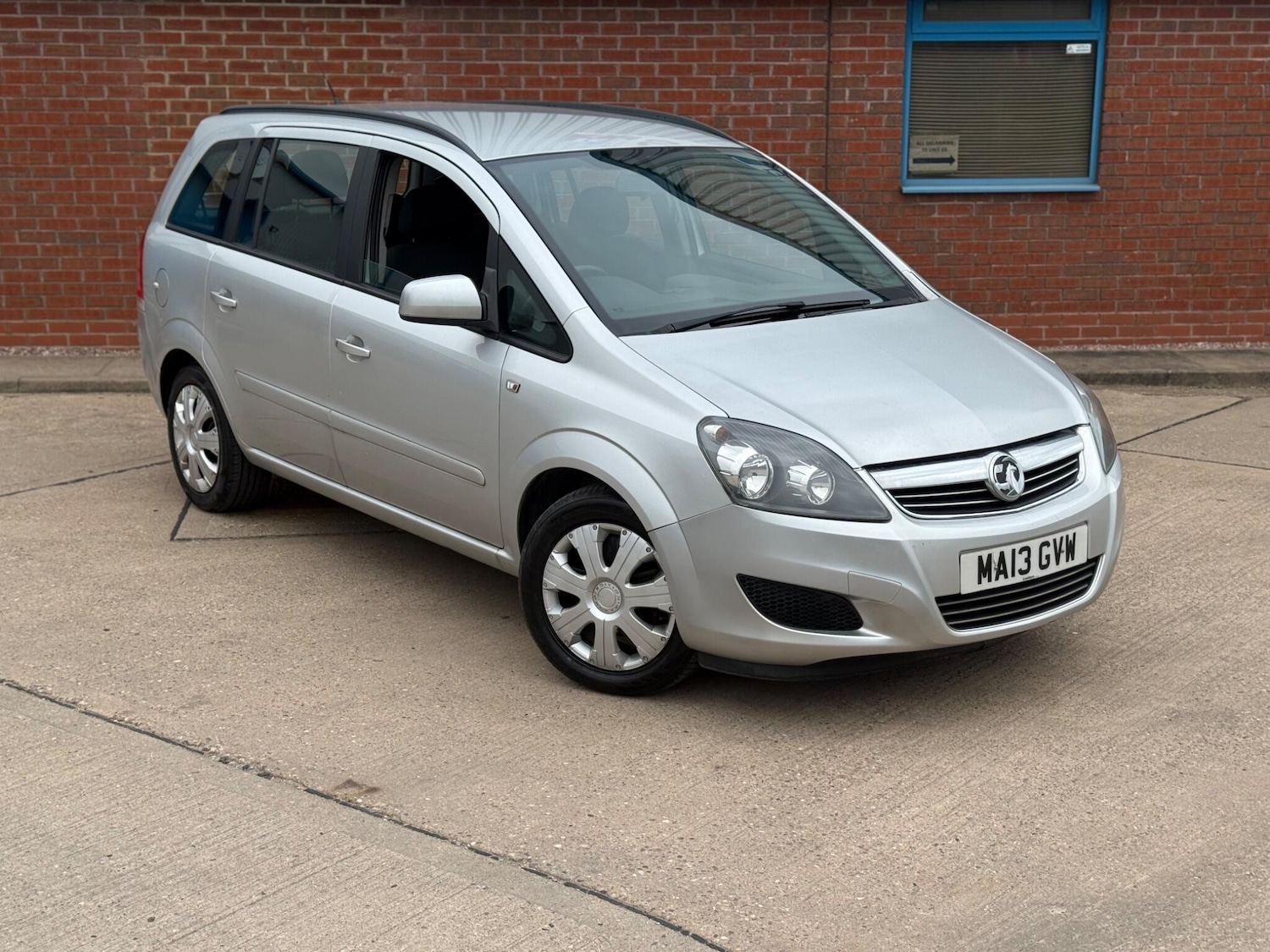 Used Vauxhall Zafira for sale - 78136083: Photo 6