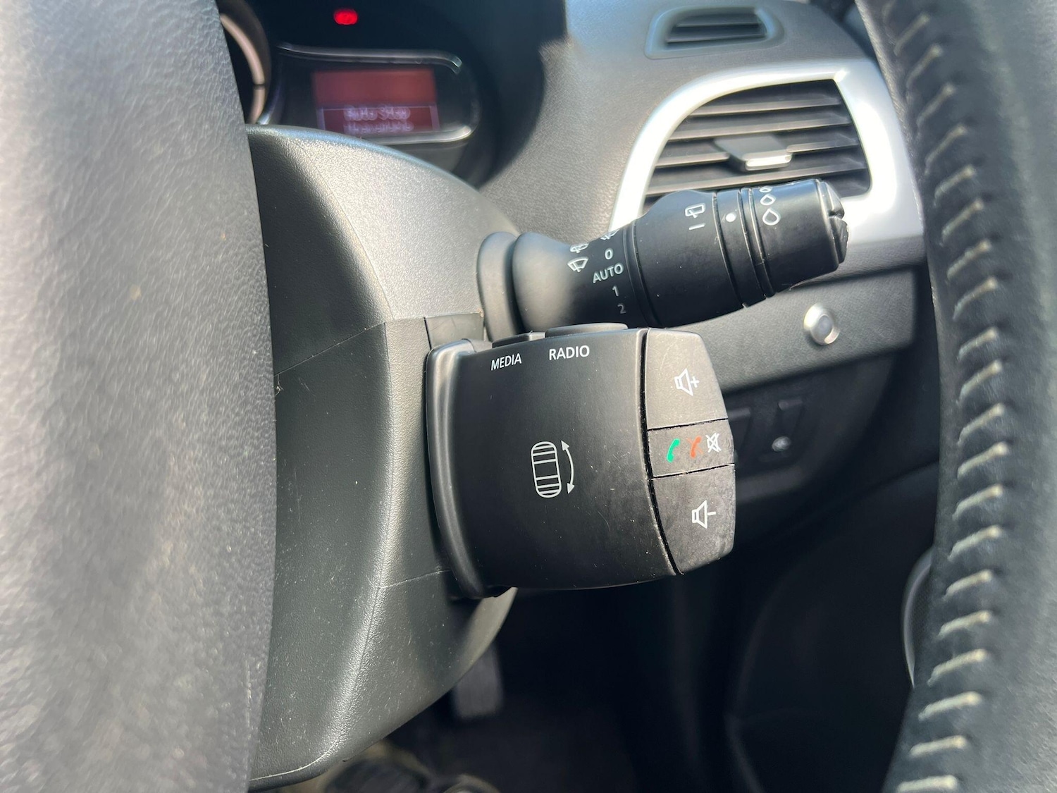 Used Renault Megane 2012 for sale - 76073169: Photo 14