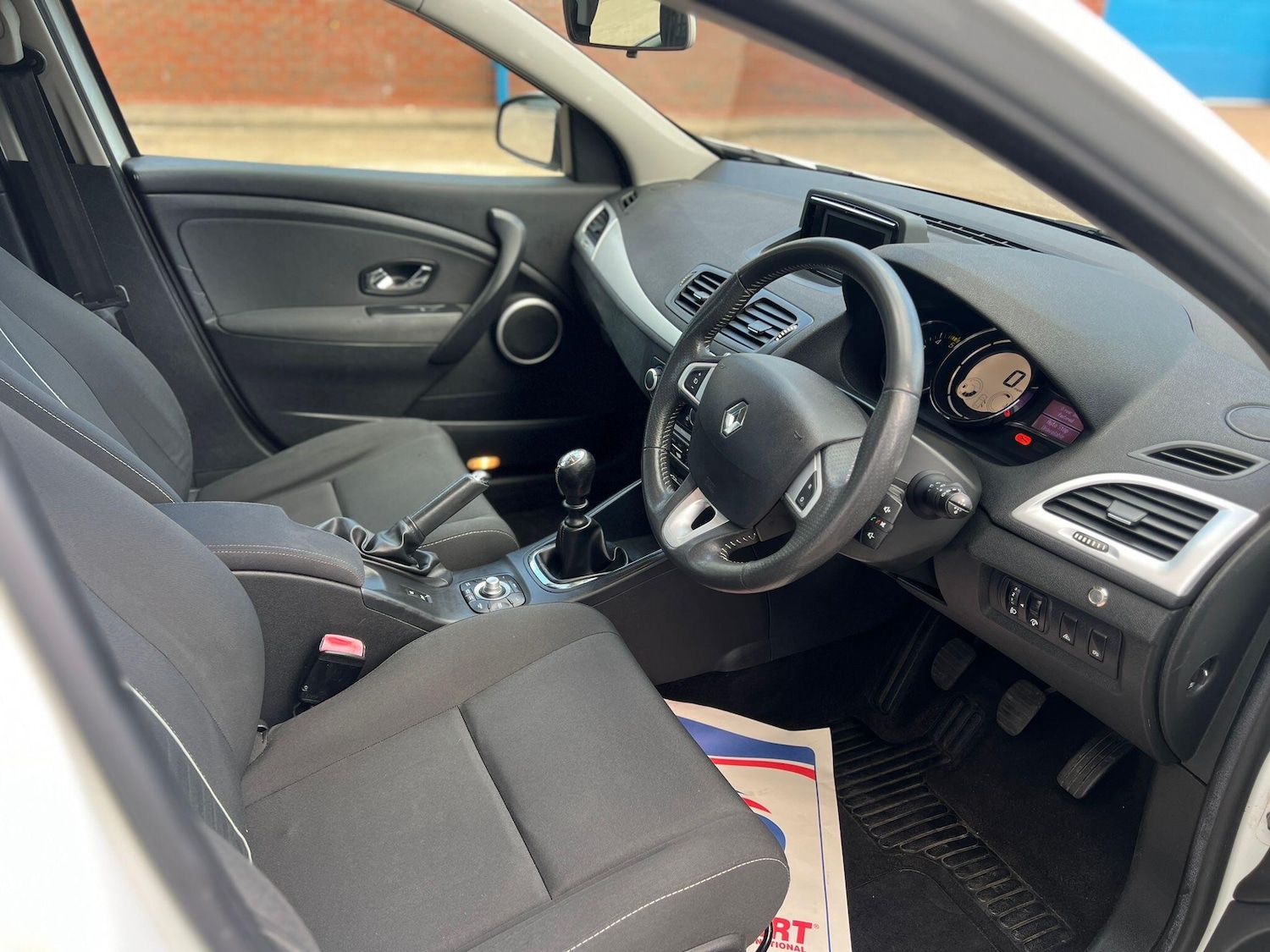 Used Renault Megane 2012 for sale - 76073169: Photo 15