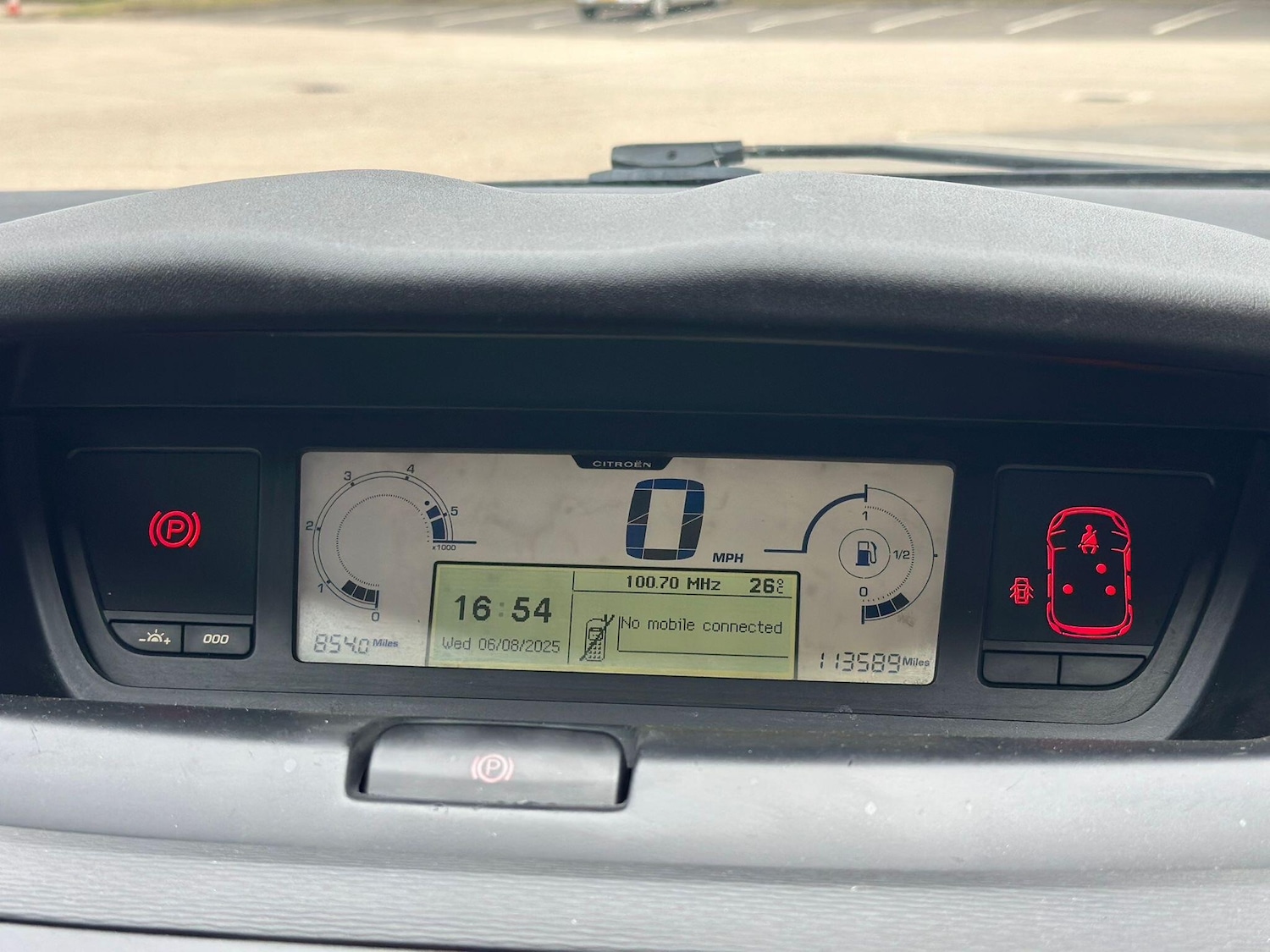 Vehicle 28
