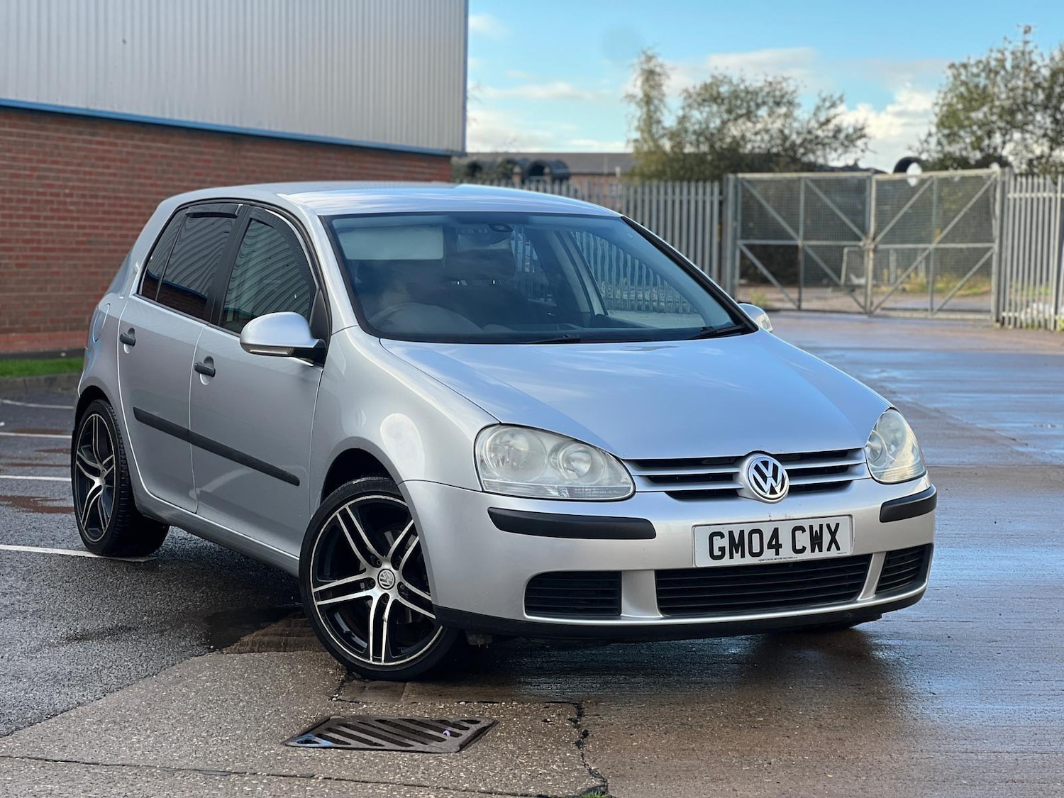 Used Volkswagen Golf 2004 for sale - 76371405: Photo 10