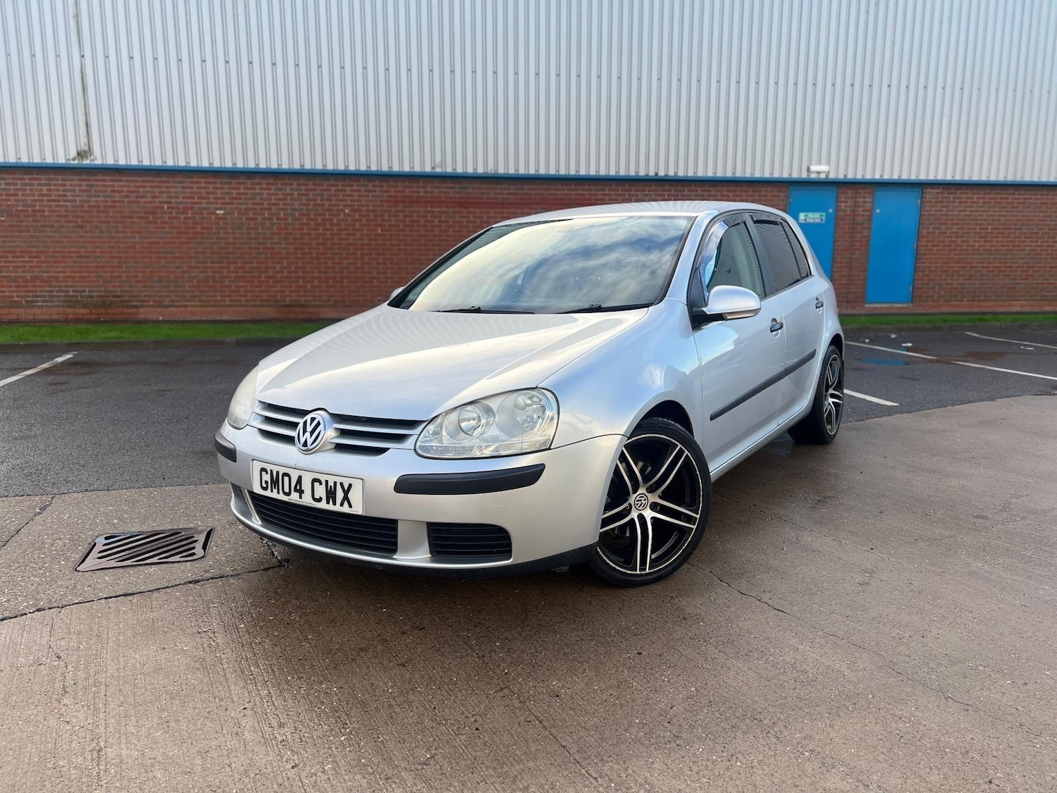 Used Volkswagen Golf 2004 for sale - 76371405: Photo 5