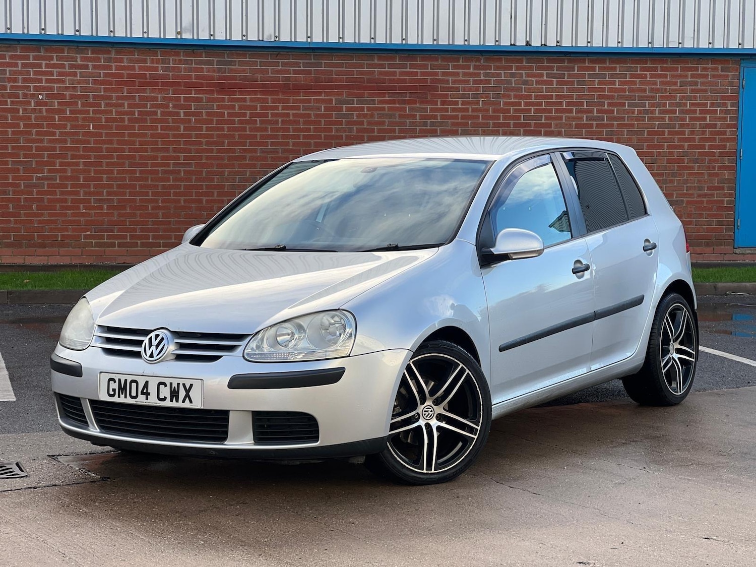 Used Volkswagen Golf 2004 for sale - 76371405: Photo 9