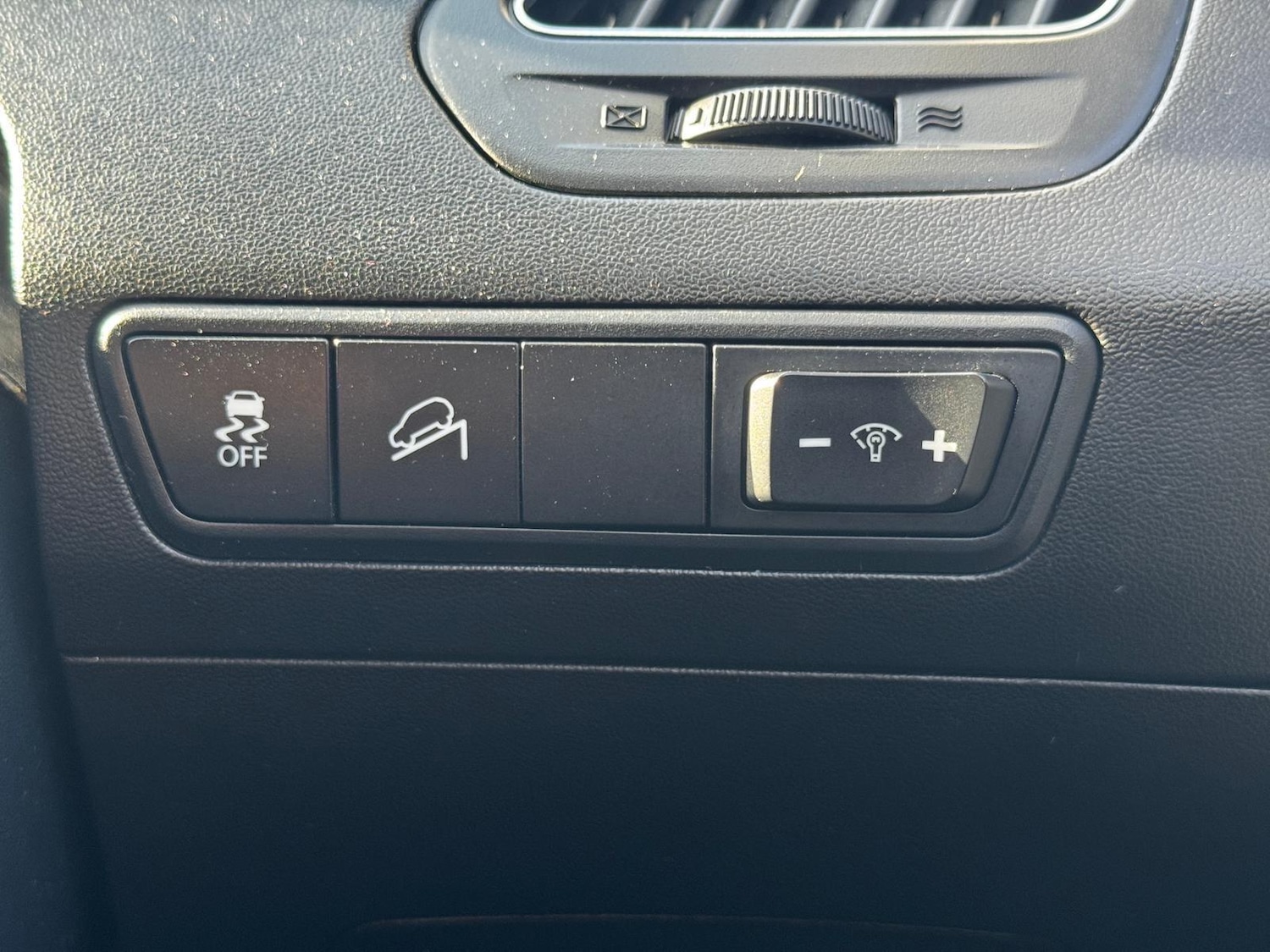 Used Hyundai Ix35 2011 for sale - 78170748: Photo 21