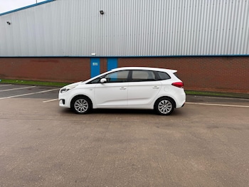 Used Kia Carens 2013 for sale - 76997096: Photo