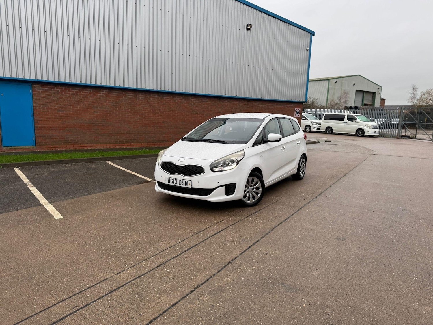 Used Kia Carens 2013 for sale - 76997096: Photo 5