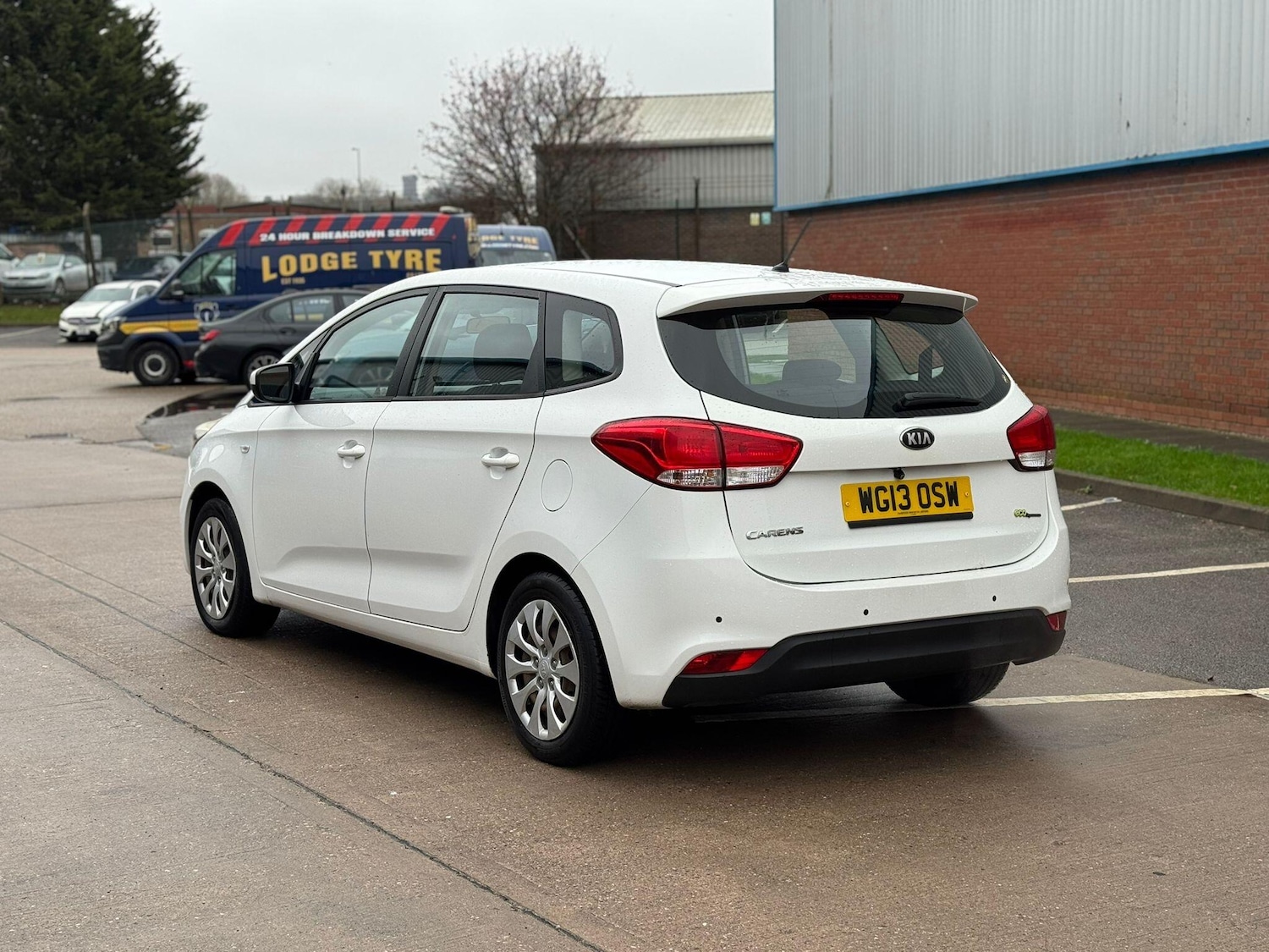 Used Kia Carens 2013 for sale - 76997096: Photo 8