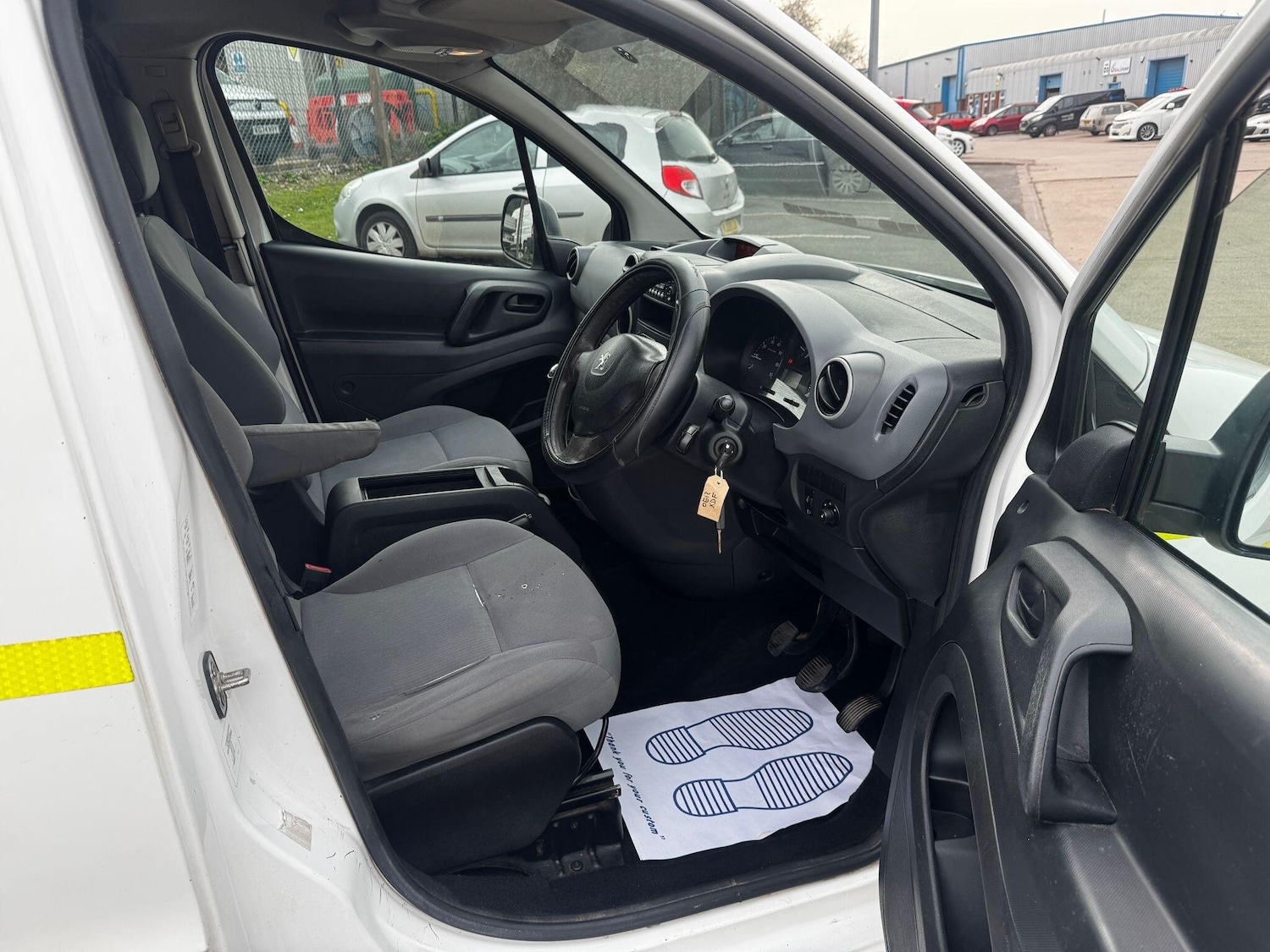 Used Peugeot Partner 2012 for sale - 77994016: Photo 15