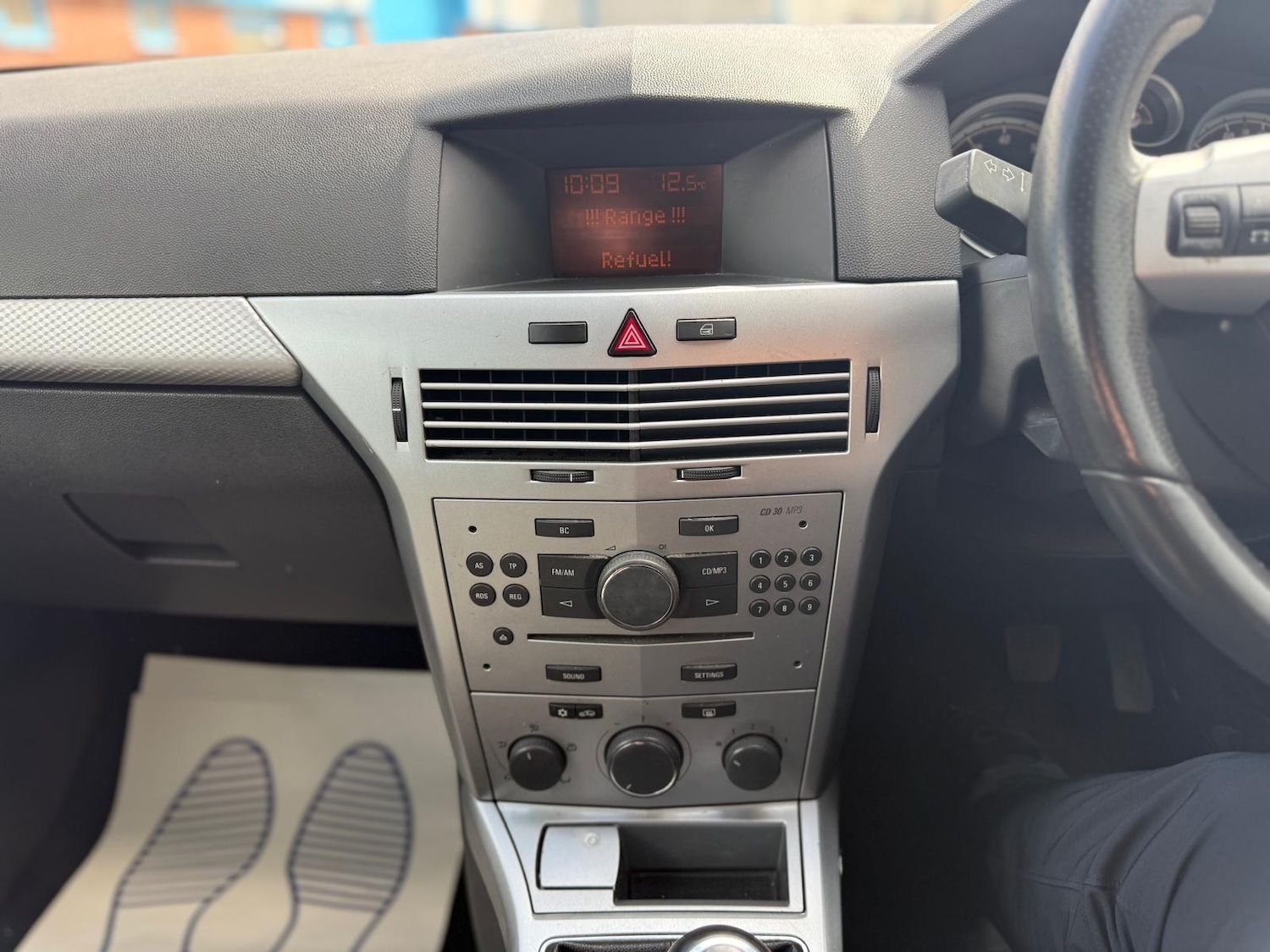 Vehicle 29