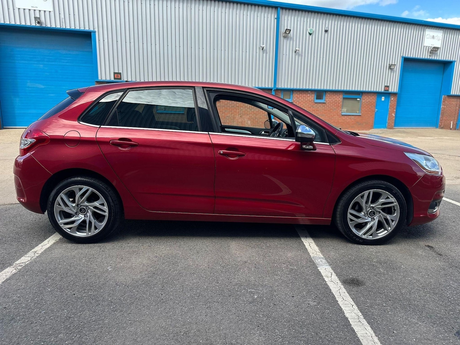 Vehicle 4