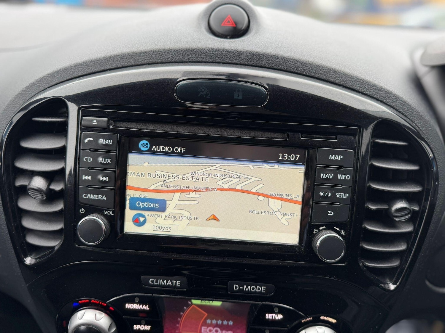 Used Nissan Juke 2014 for sale - 76936203: Photo 15