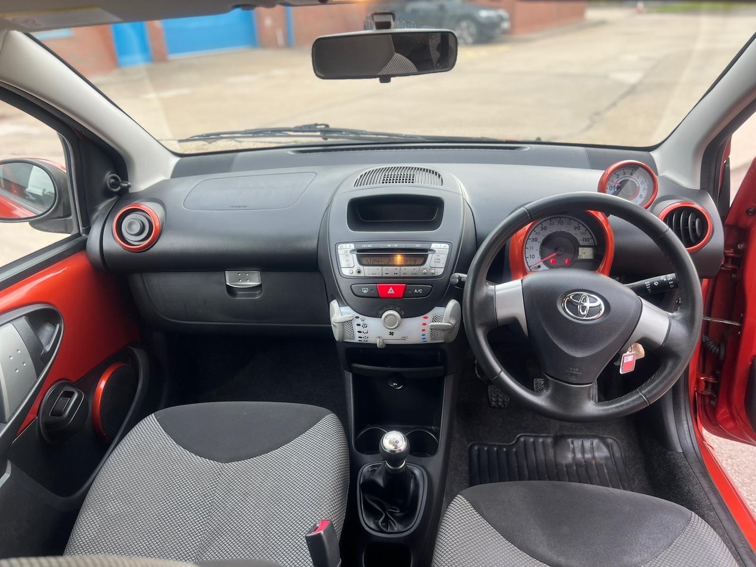 Used Toyota AYGO 2013 for sale - 76349184: Photo 13