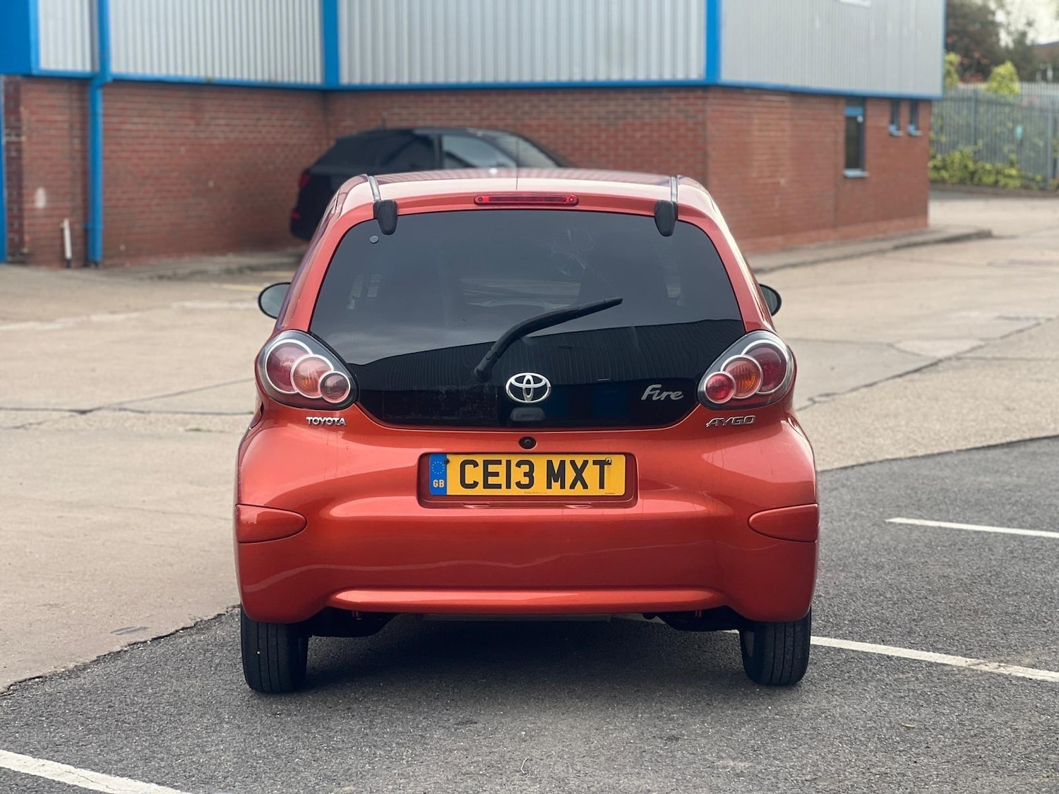 Used Toyota AYGO 2013 for sale - 76349184: Photo 2