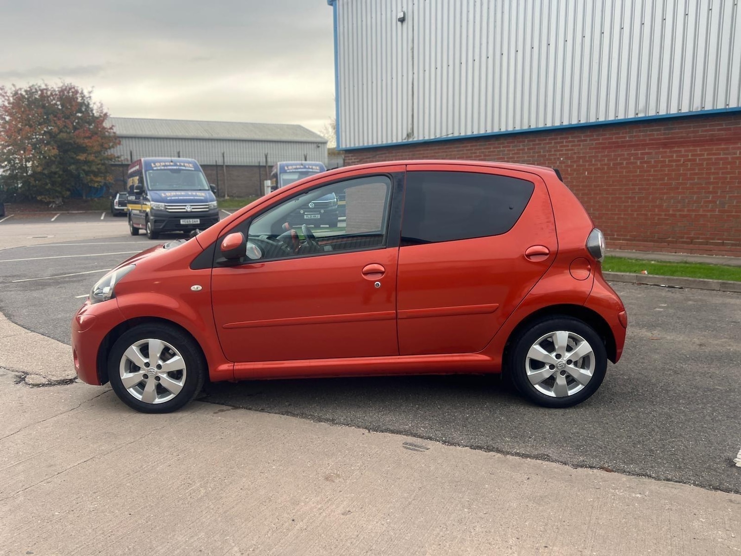 Used Toyota AYGO 2013 for sale - 76349184: Photo 4