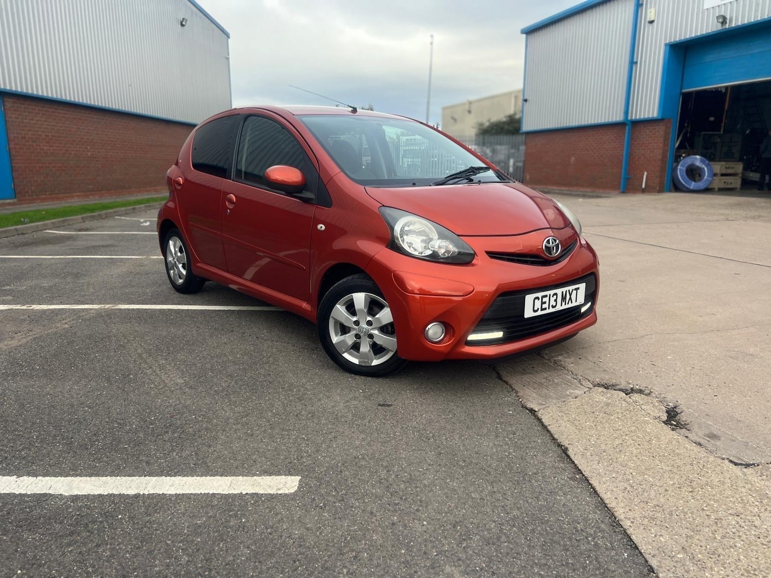 Used Toyota AYGO 2013 for sale - 76349184: Photo 9