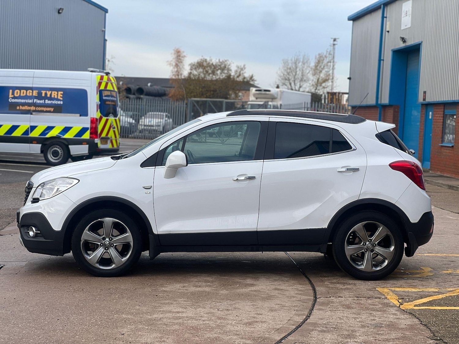 Used Vauxhall Mokka 2014 for sale - 76832894: Photo 3