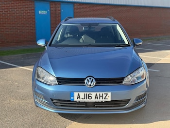 Used Volkswagen Golf 2016 for sale - 76440538: Photo