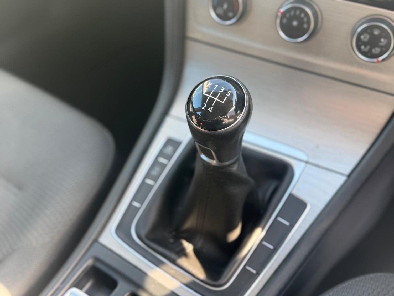 Used Volkswagen Golf for sale - 76440538: Photo 24