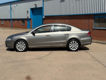 Used Volkswagen Passat 2013 for sale - 78728125: Photo
