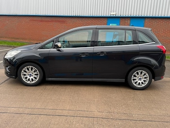 Used Ford Grand C-Max 2011 for sale - 77440133: Photo