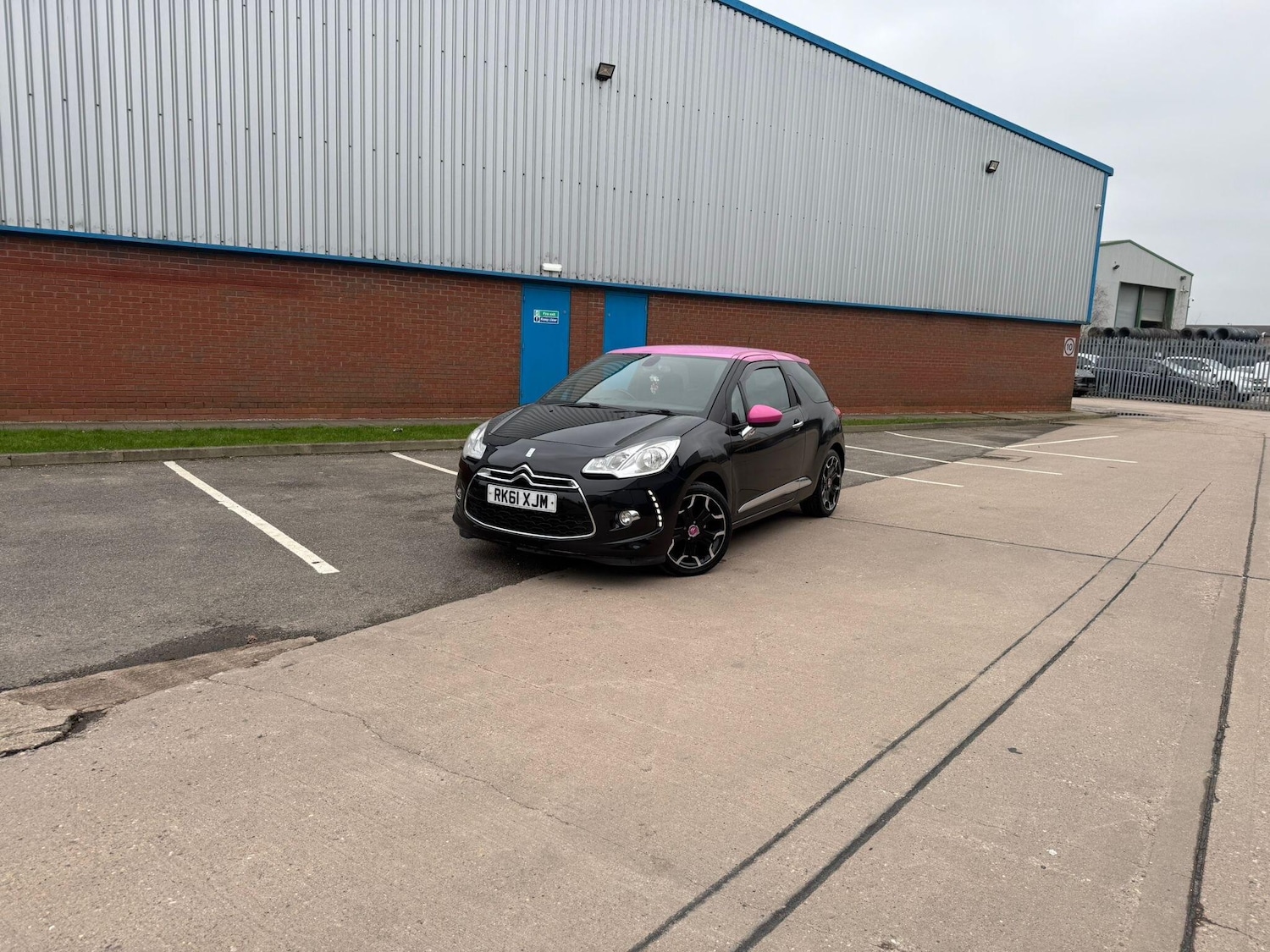 Used Citroen DS3 2011 for sale - 77330597: Photo 5