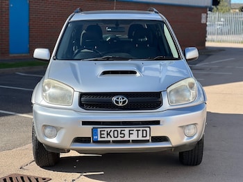 2005 (05) - 2.0 D-4D XT3 4WD 5dr