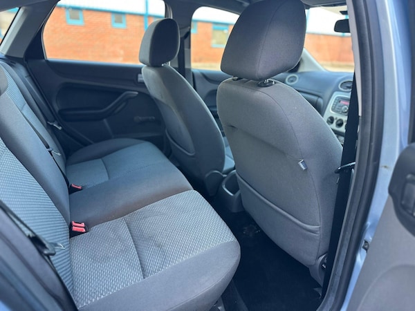 Used Ford Focus 2007 for sale - 76215312: Photo 12