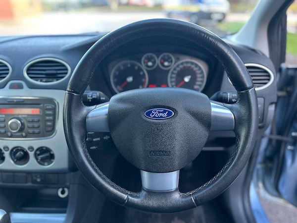Used Ford Focus 2007 for sale - 76215312: Photo 15