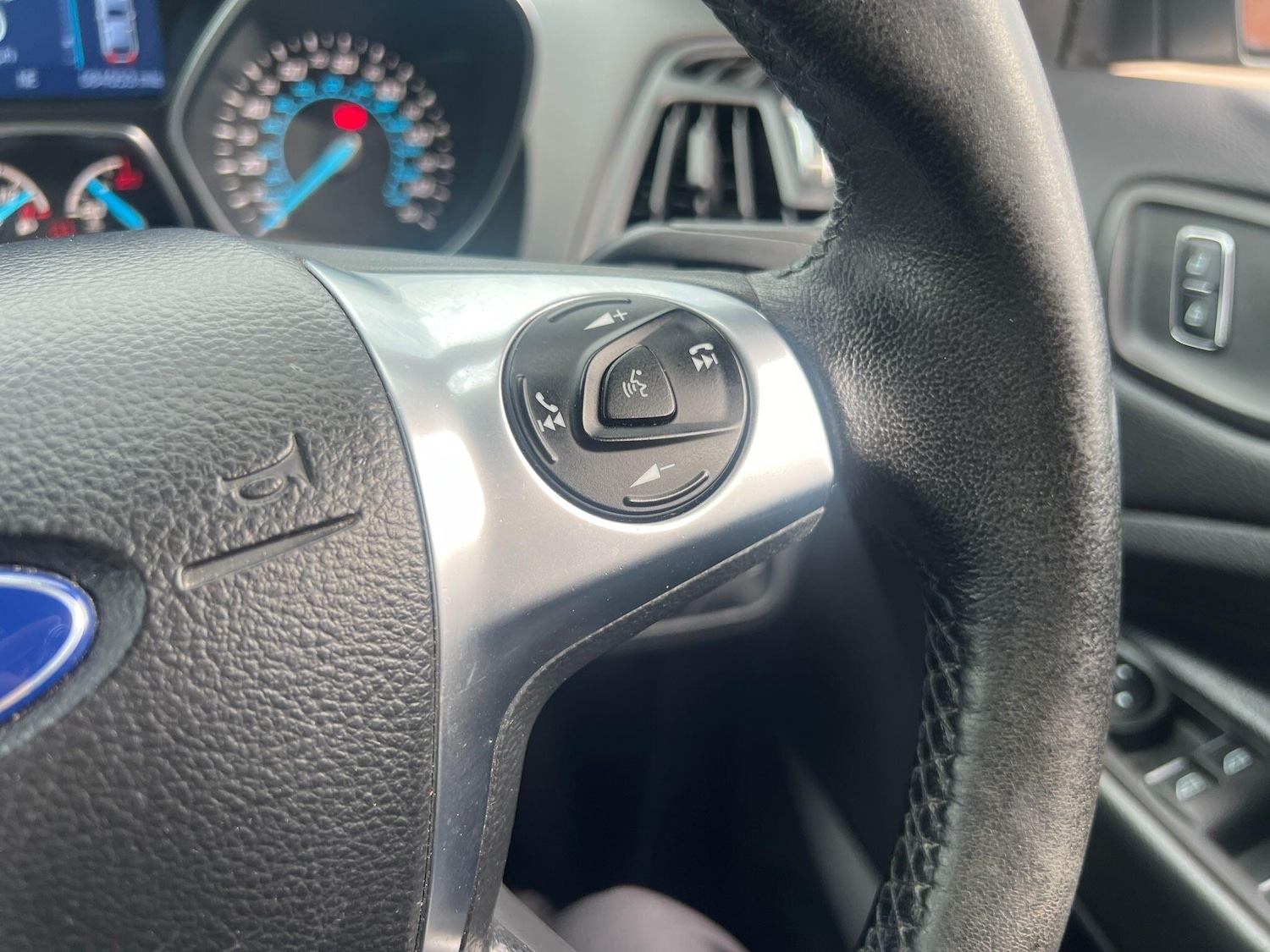 Used Ford Kuga 2016 for sale - 76499349: Photo 18