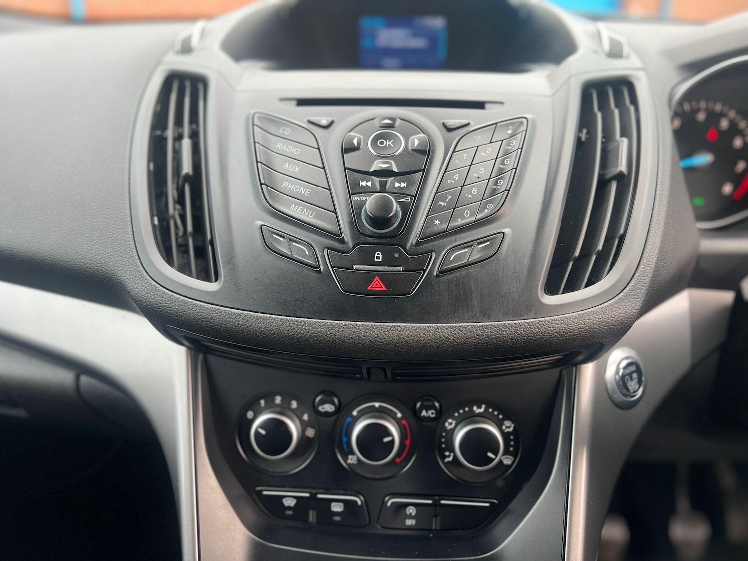 Used Ford Kuga 2016 for sale - 76499349: Photo 19