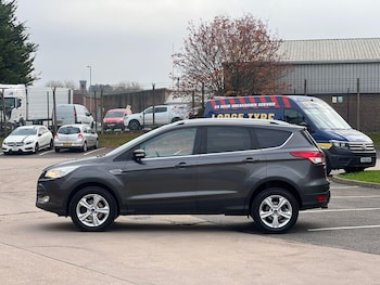 Used Ford Kuga 2016 for sale - 76499349: Photo