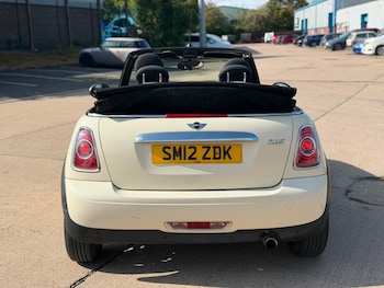 Used MINI Convertible 2012 for sale - 79601394: Photo