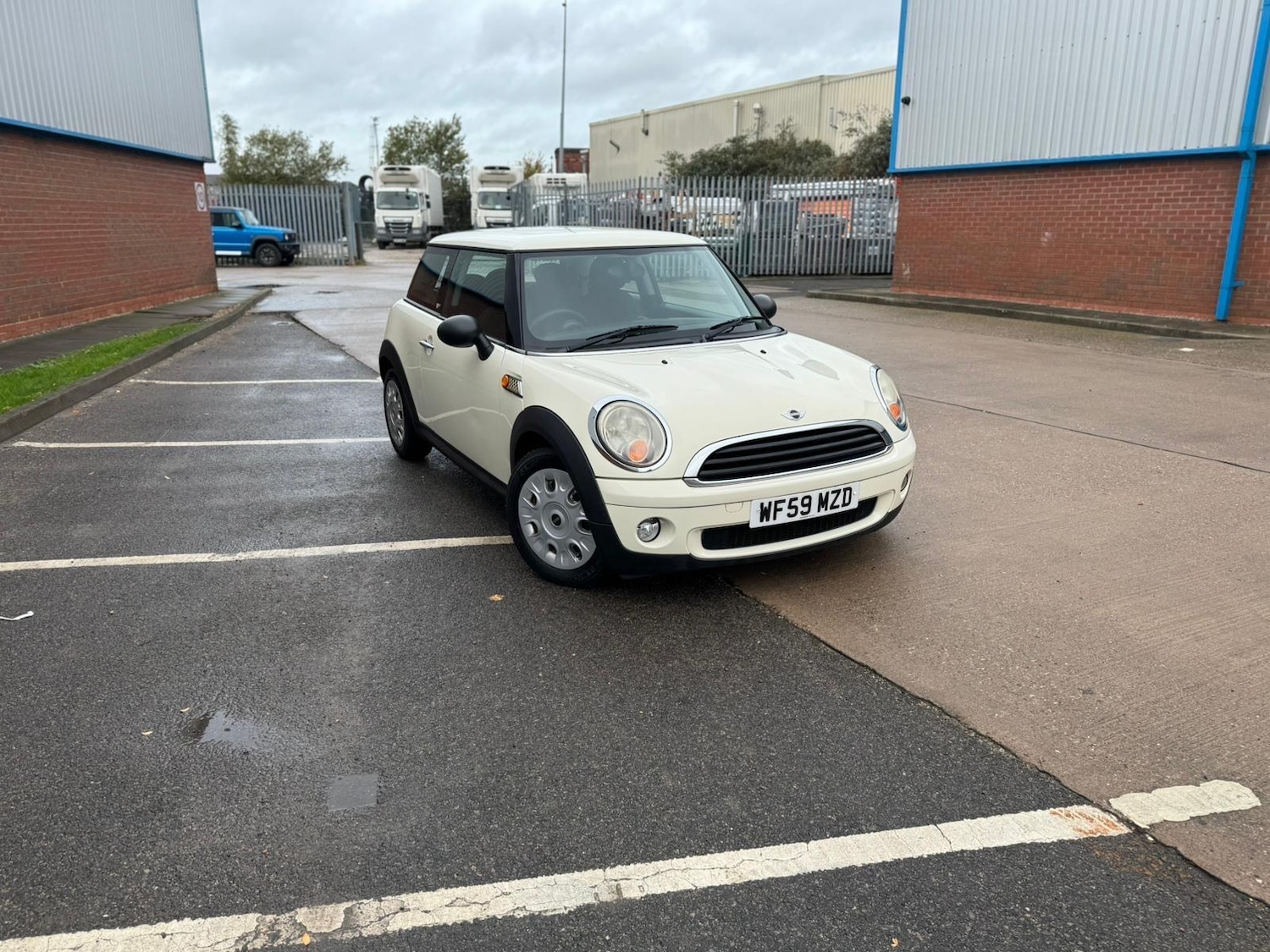 Used MINI Hatch 2009 for sale - 76992399: Photo 10