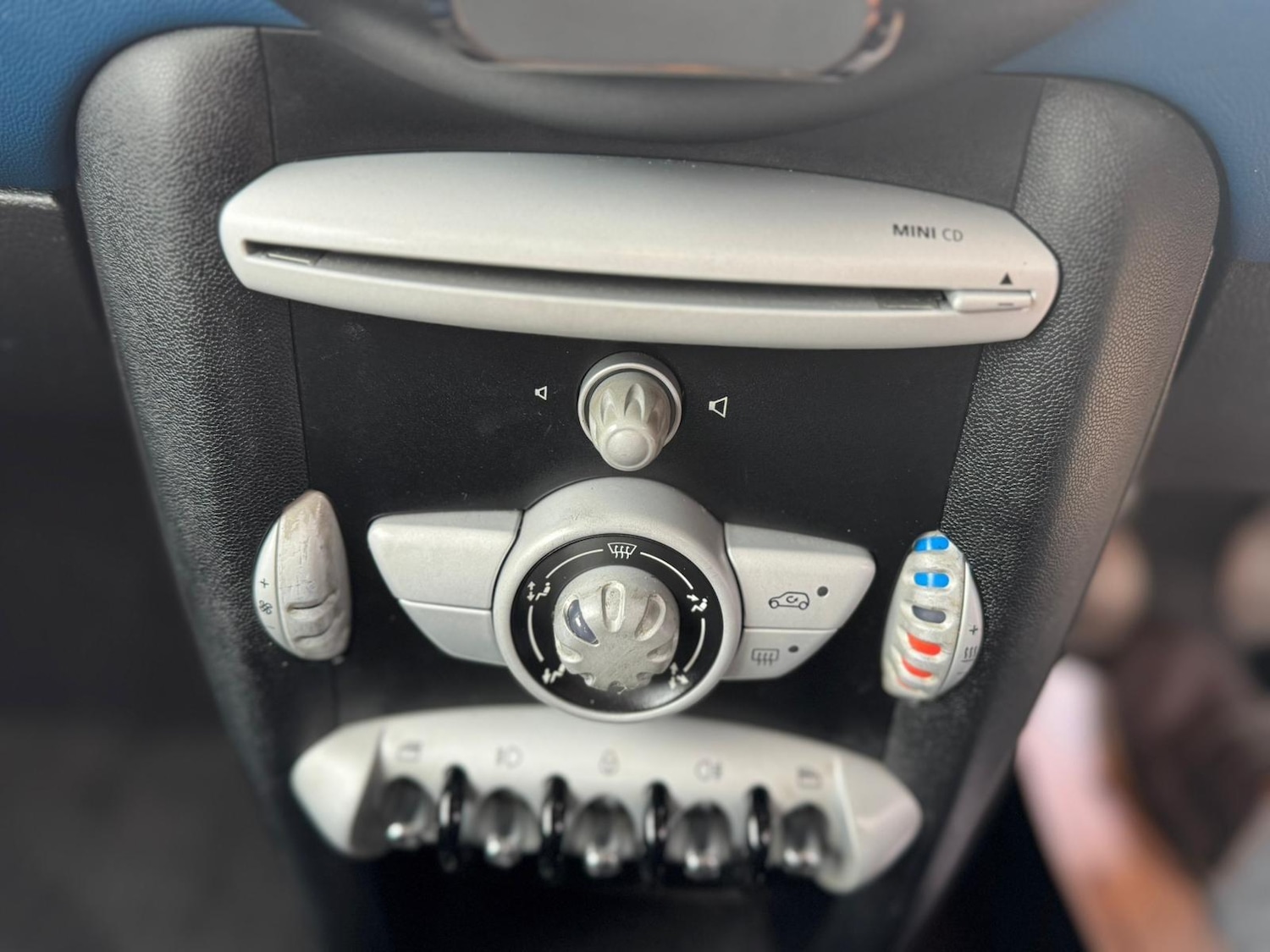 Used MINI Hatch 2009 for sale - 76992399: Photo 18