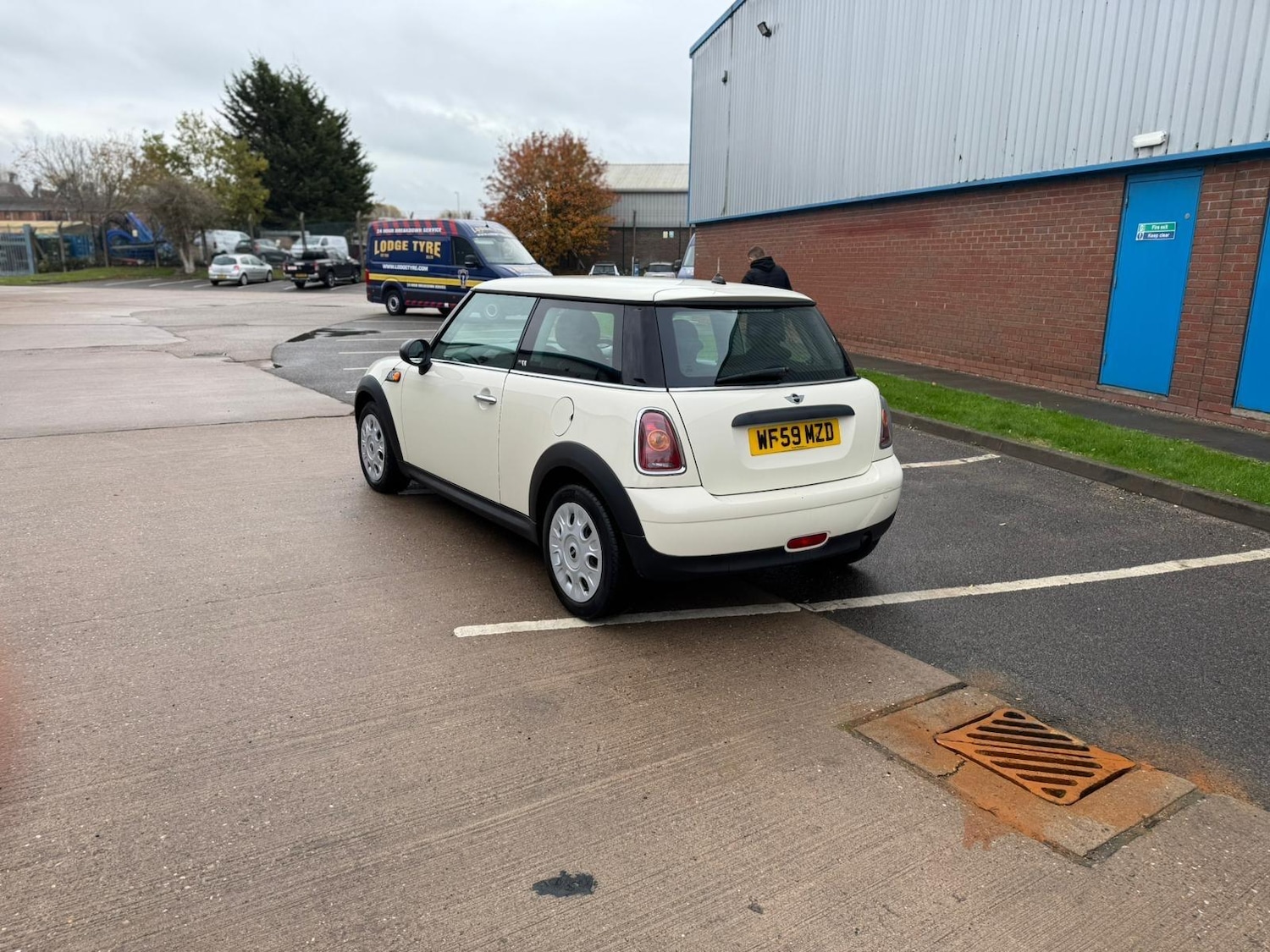 Used MINI Hatch 2009 for sale - 76992399: Photo 8