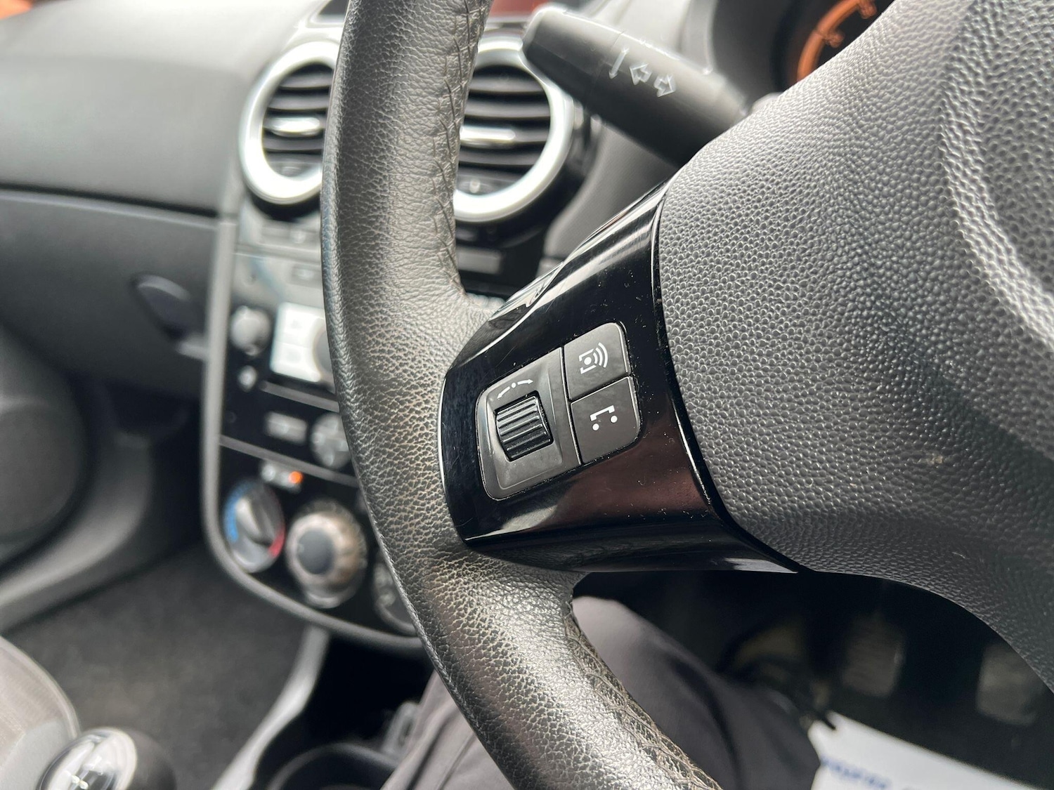 Used Vauxhall Corsa 2014 for sale - 76360389: Photo 14