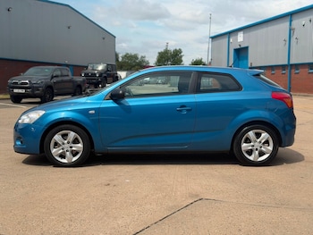 Used Kia Pro Ceed 2010 for sale - 79145740: Photo