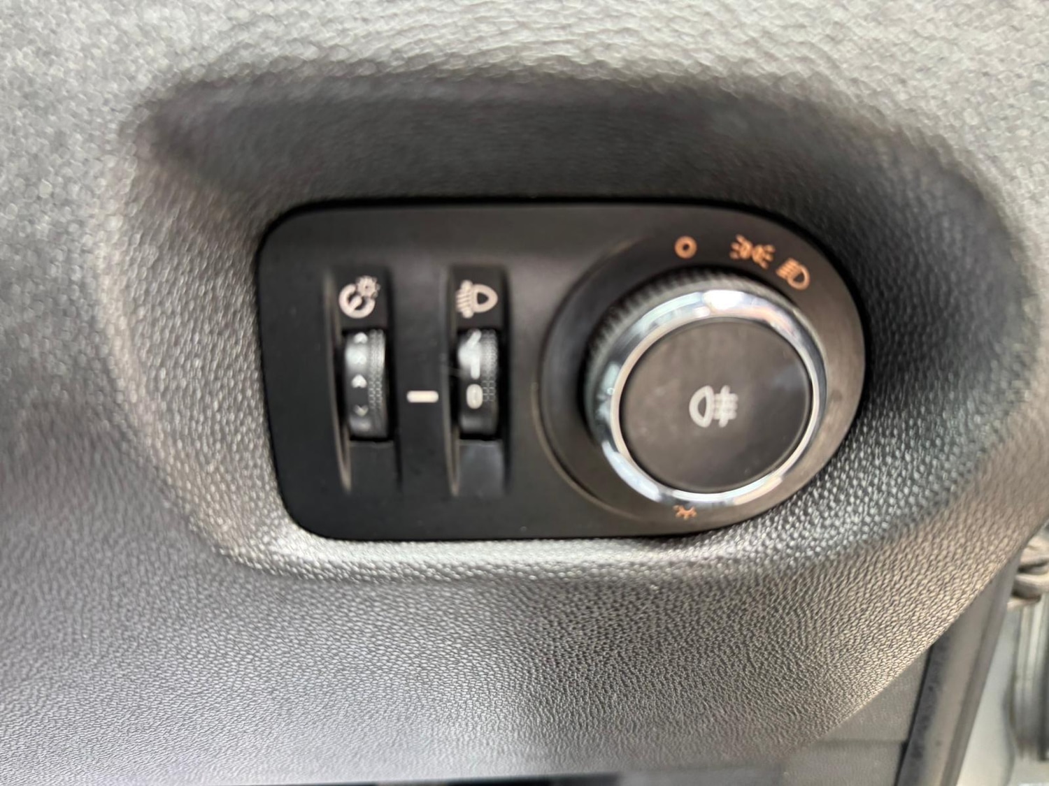 Used Vauxhall Corsa 2014 for sale - 78220152: Photo 22