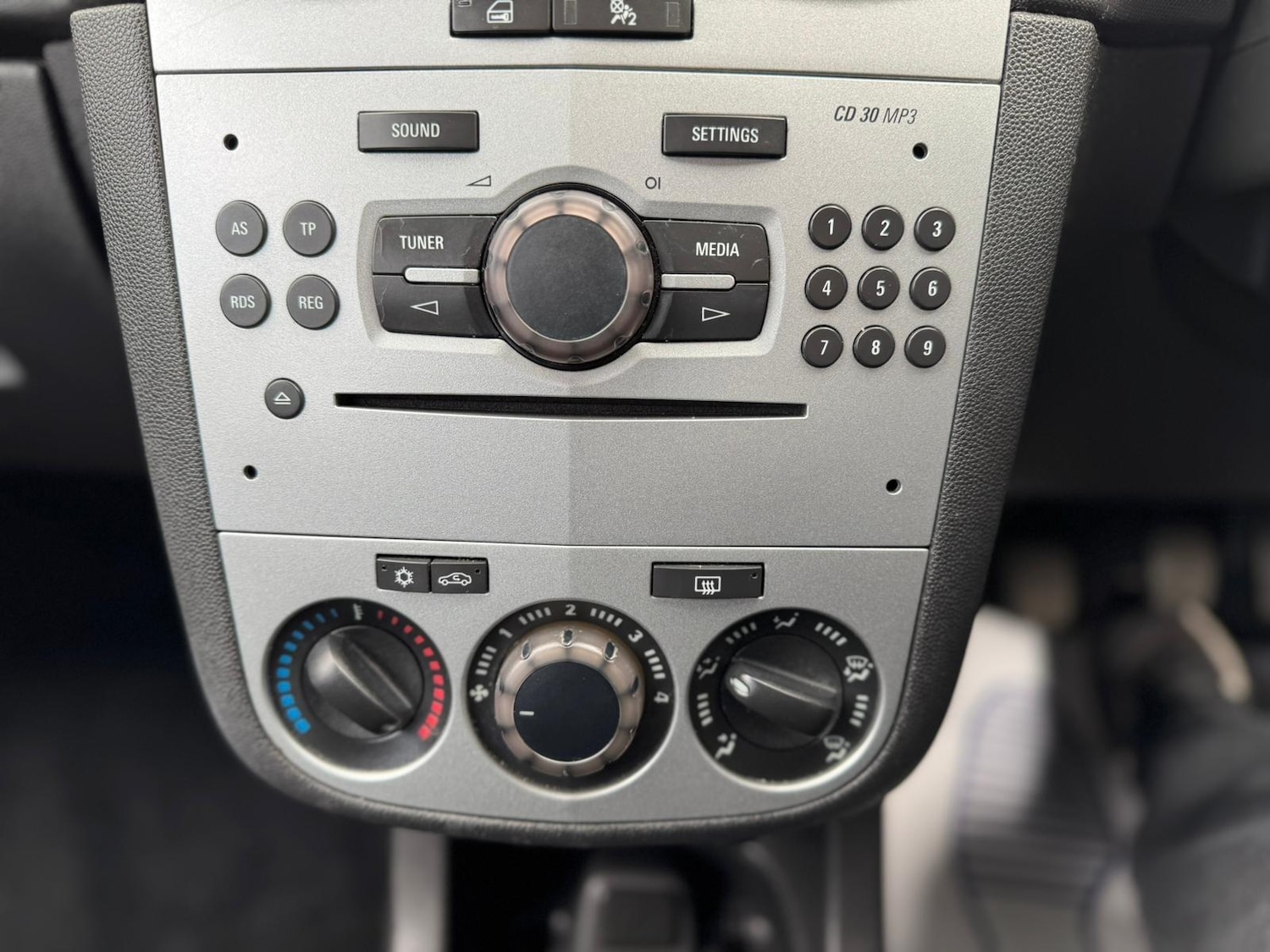 Used Vauxhall Corsa 2014 for sale - 78220152: Photo 24