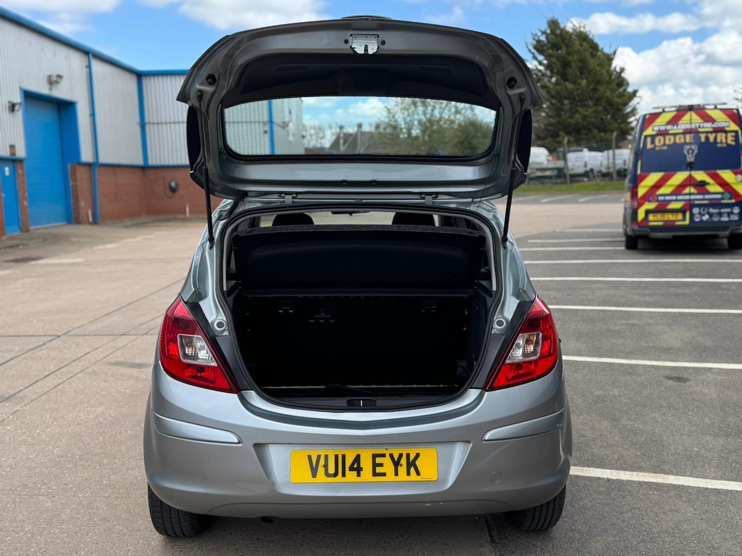 Used Vauxhall Corsa 2014 for sale - 78220152: Photo 28