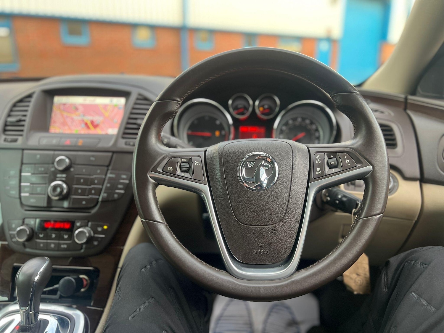 Used Vauxhall Insignia 2011 for sale - 76935769: Photo 25